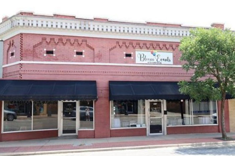 211 South Pruett Street